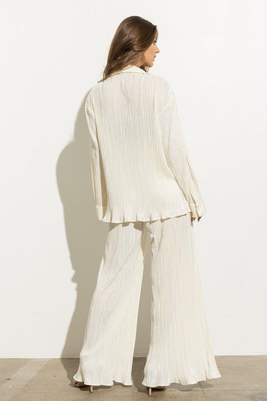 Vacation Ready Pleated Blouse Pants Set