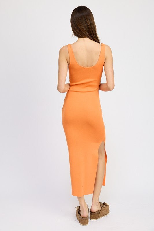 FRONT KNOT MIDI DRESS WITH CUTOUT