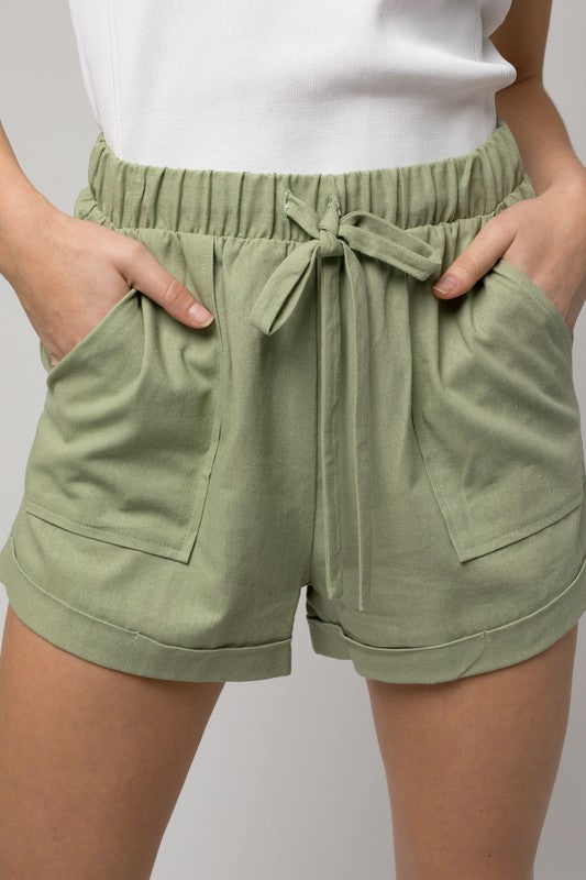 Elastic Waist Front Pocket Roll Up Shorts