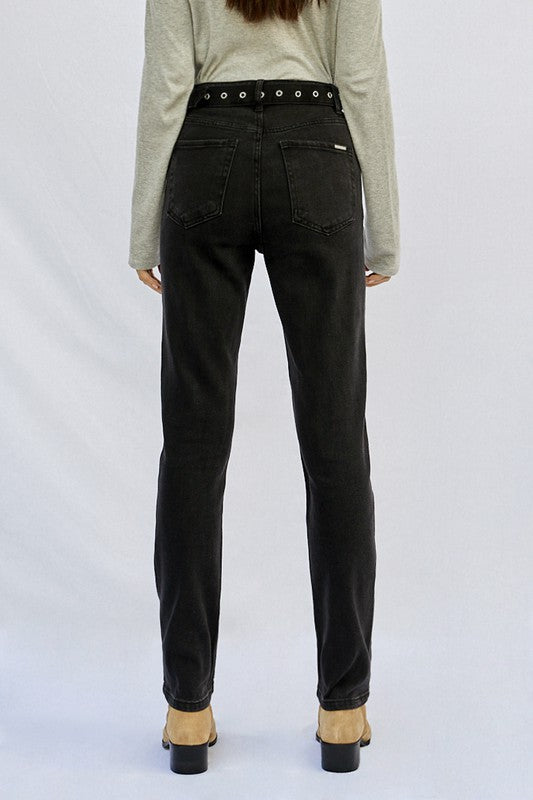 Cut Out Front Pocket Straight Jeans