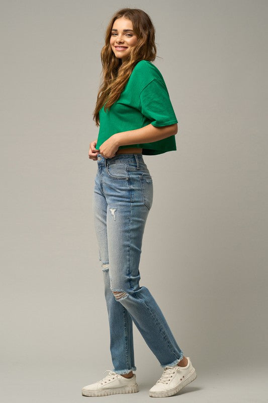 MID-RISE SLIM TAPERED JEANS