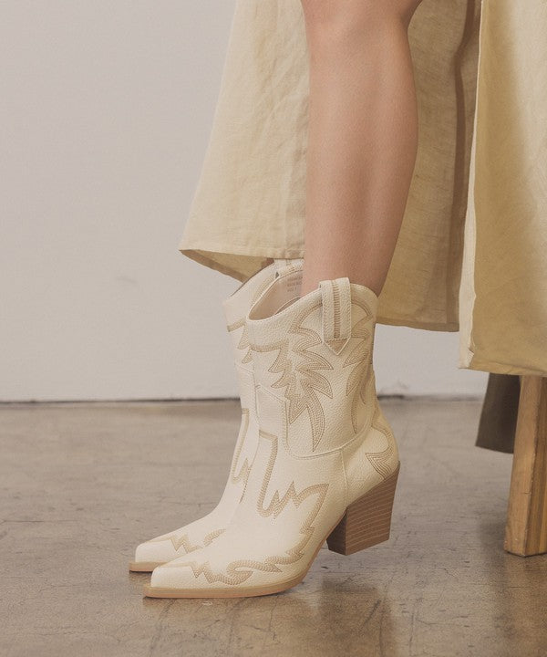 Nantes - Embroidered Cowboy Boots