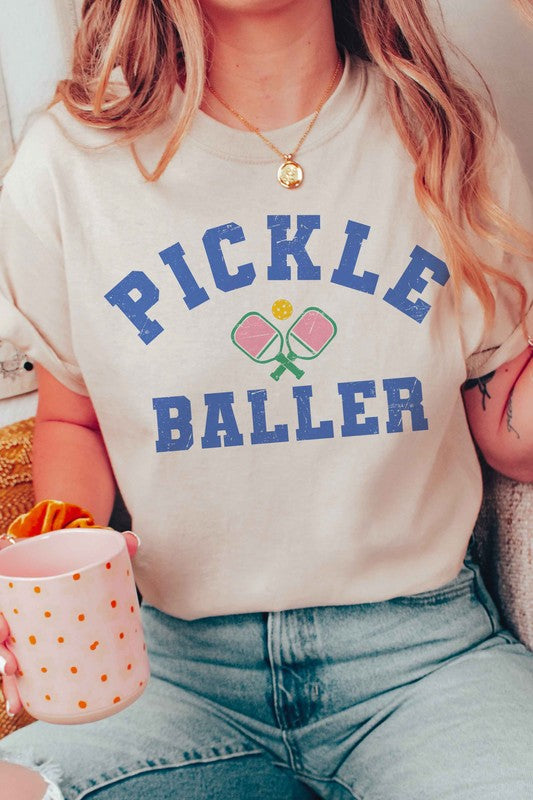 PICKLE BALLER GRAPHIC TEE