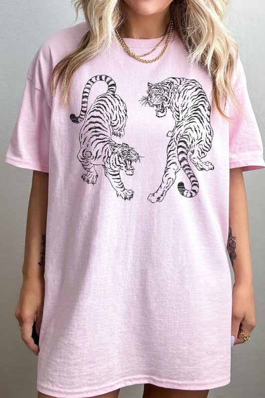 TIGER OVERSIZED GRAPHIC TEE
