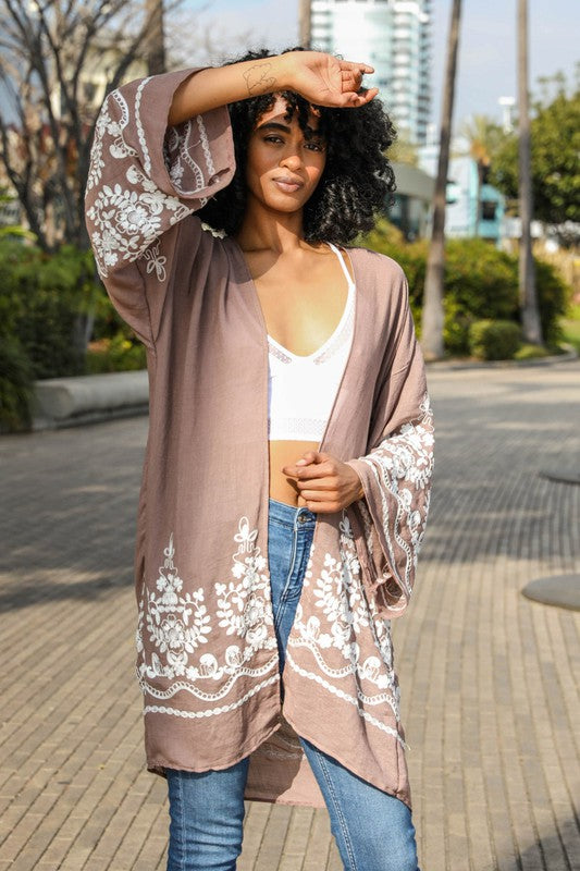 Embroidered Floral Vine Lightweight Kimono - Clothing - Market Street Boutique