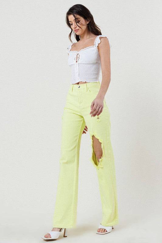 DISTRESSED WIDE CUT STRAIGHT LEG JEANS - Clothing - Market Street Boutique